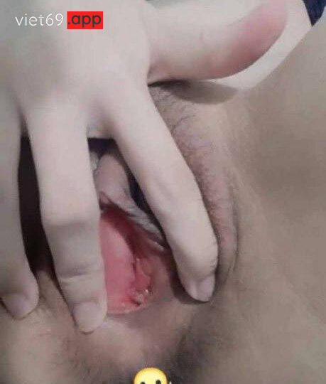 Ảnh 4 của Anh chỉ mới nhấp thôi mà hột le em nứng quá rồi (Full Clip + Pic)
