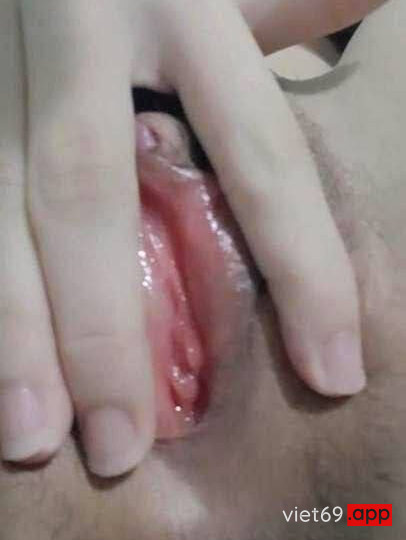 Ảnh 5 của Anh chỉ mới nhấp thôi mà hột le em nứng quá rồi (Full Clip + Pic)