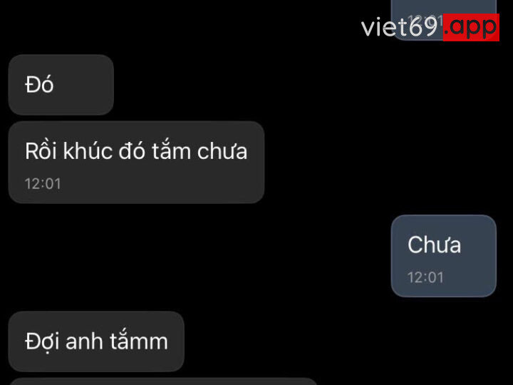 Ảnh 2 của Bé 2k1 lồn múp dâm đãng bdsm rên thổi kèn lút cán