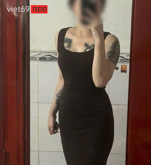 Ảnh 2 của Cặc to tuột quần chịch em rau xinh lồn múp trong phòng trọ (Full Clip + Pic)