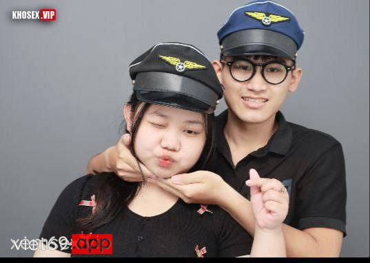 Ảnh 1 của Cặp đôi chubby đụ khẩu dâm sướng lồn quá