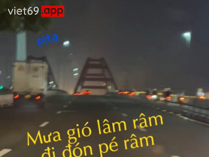 Ảnh 1 của Checker Pita bé yêu bắt bắn trong mới phê