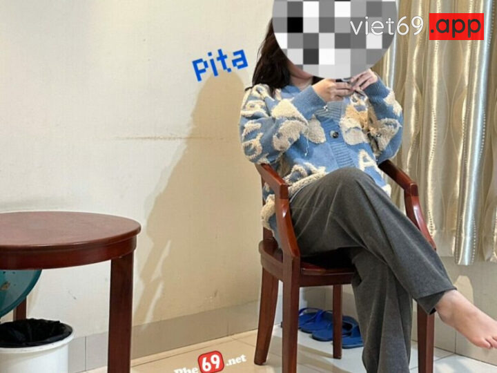 Ảnh 2 của Checker Pita trưa nứng sảng địt bé non tơ vú nẩy cute dễ thương