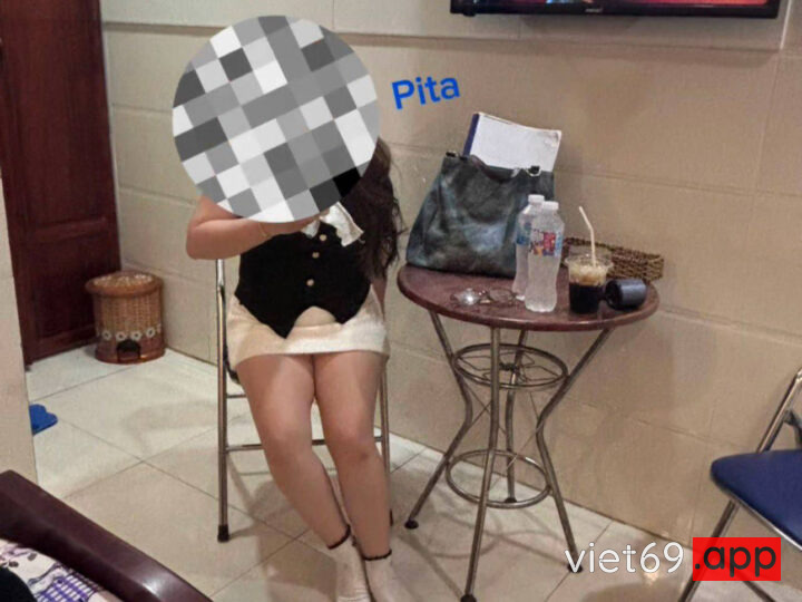 Ảnh 1 của Checker Pita xả nọc pé sinh viên sư phạm q9 bím non ướt nhẹp rên rỉ