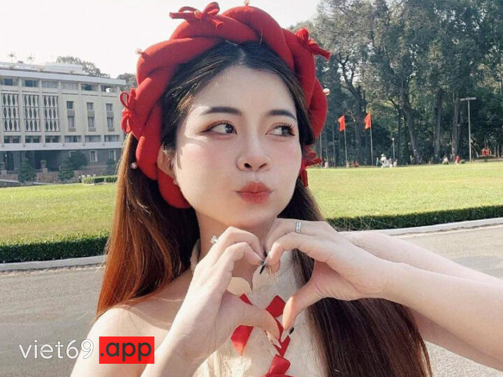 Ảnh 15 của Chịch em ghệ lồn dâm cực xinh kêu to