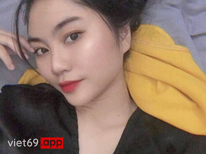 Ảnh 2 của Chịch em mẫu ảnh vú to xinh ngon trong nhà nghỉ – Phần 2