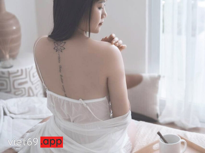 Ảnh 7 của Chịch em mẫu ảnh vú to xinh ngon trong nhà nghỉ – Phần 2