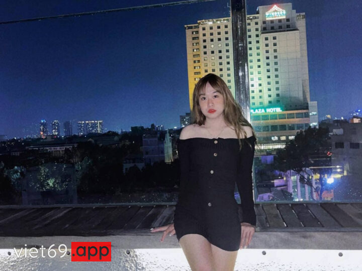 Ảnh 5 của Chịch em người yêu hotgirl nhân viên điện máy xanh dâm đãng