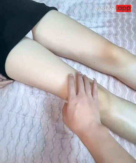Ảnh 15 của Chịch em sinh viên mặc váy ngắn lồn múp nhiều nước