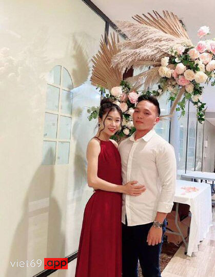 Ảnh 9 của Chơi cùng lúc 2 con cặc mới thoả mãn lồn dâm của vợ
