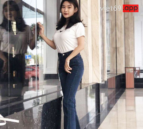 Ảnh 5 của Chồng địt nát lồn vợ đi vợ sướng vợ đái ra mất