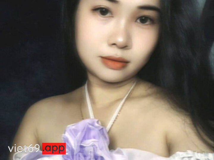 Ảnh 10 của Chồng địt phê quá vợ cầm luôn điện thoại để quay