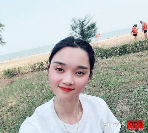 Ảnh 2 của Chồng địt vợ sướng lồn chảy nước sướng rên rỉ (Full Clip + Pic)