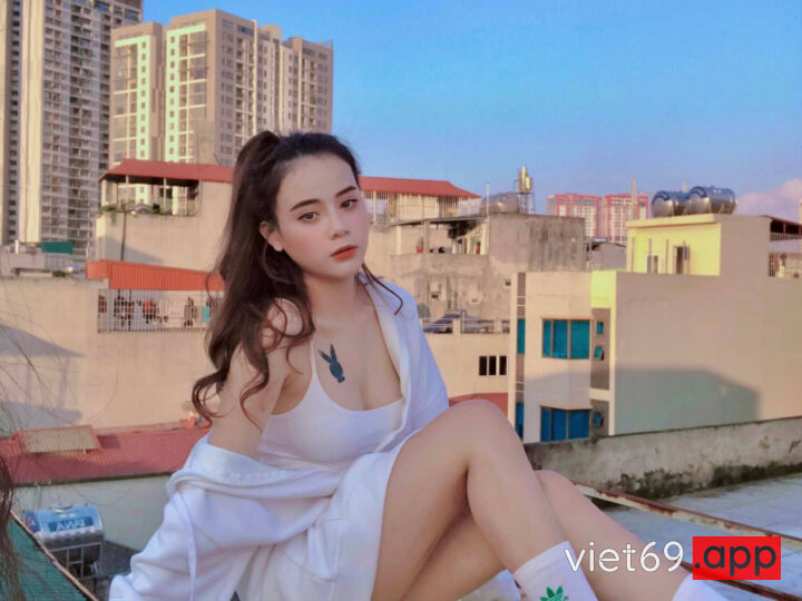 Ảnh 7 của Clip sex check hàng em Tiểu Long Nữ ngây thơ dễ thương