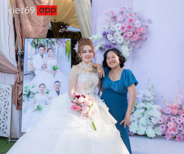 Ảnh 17 của Clip sex Chú rể địt cô dâu trong đám cưới Phần 2 hậu sau đám cưới (Full clip + Pic)