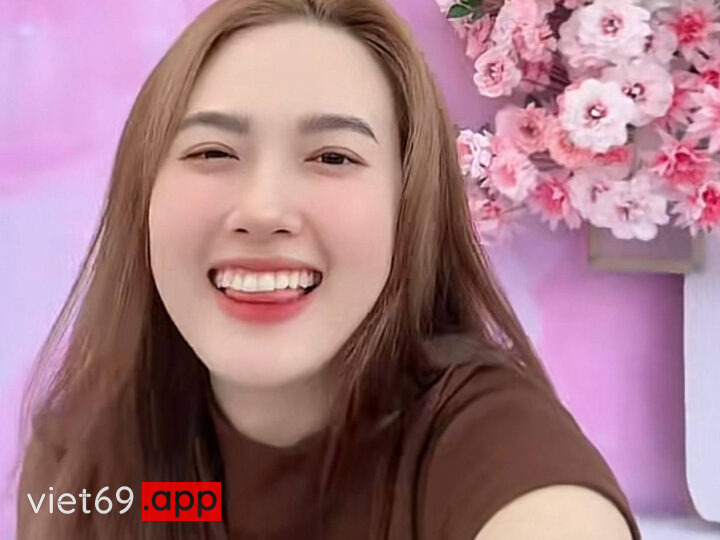Ảnh 5 của Clip sex Chú rể địt cô dâu trong đám cưới Phần 2 hậu sau đám cưới (Full clip + Pic)