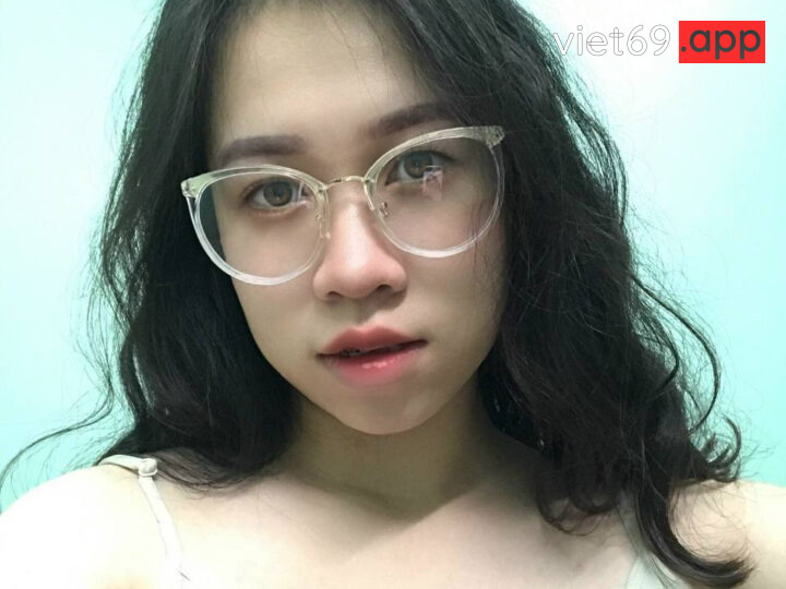 Ảnh 33 của Clip sex Cô giáo Tây Bắc mặc áo dài đỏ địt với chồng cực dâm (Full Clip + Pic)