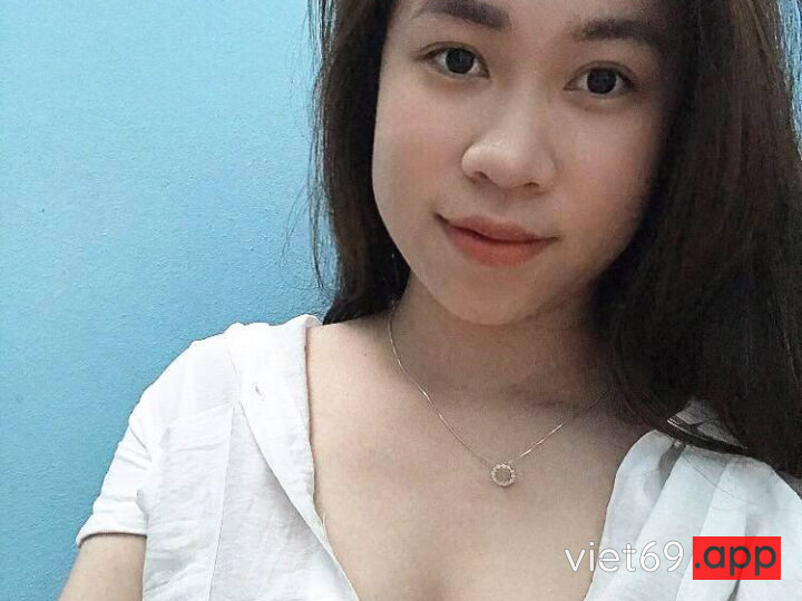 Ảnh 32 của Clip sex Cô giáo Tây Bắc mặc áo dài đỏ địt với chồng cực dâm (Full Clip + Pic)