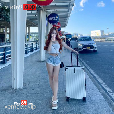 Ảnh 11 của Clip sex Couple Bé Thỏ threesome thuở mới ban đầu