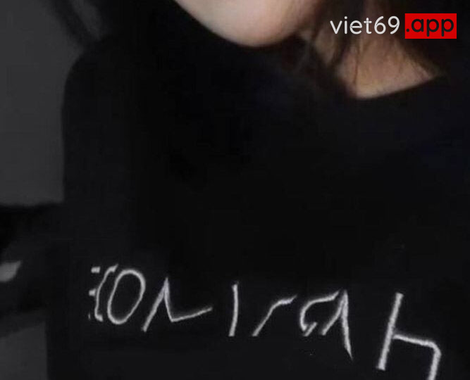 Ảnh 3 của Clip sex Địt bé Hồ Phương Trang cực xinh hột le to vãi lol