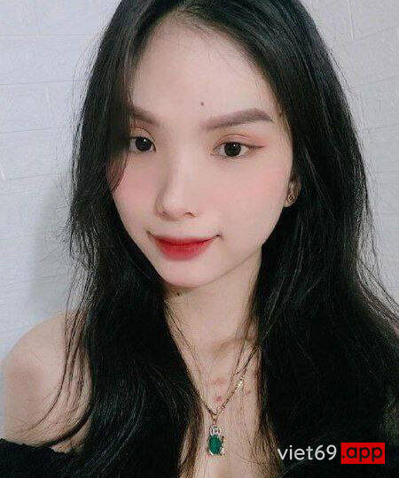 Ảnh 3 của Clip sex Em đeo kính váy xanh xinh dâm dáng ngon cực Hot (Full Clip + Pic)