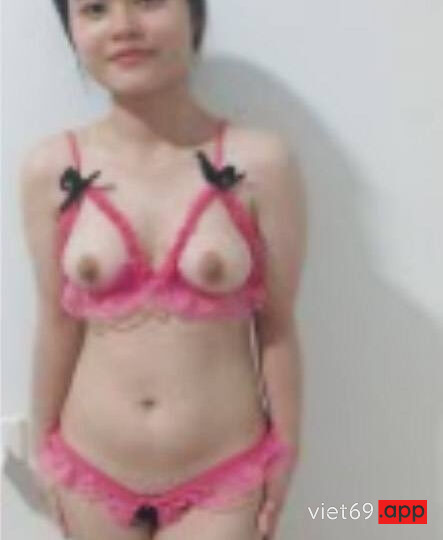 Ảnh 4 của Clip sex Em sinh viên Đại Học Văn Hiến làm nô lệ tình dục cho trai tây (Full Clip + Pic)