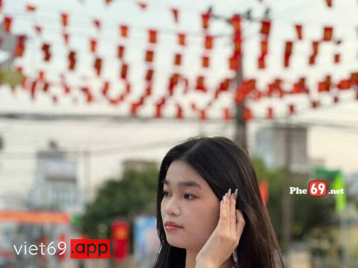 Ảnh 3 của Clip sex Em teen xinh và bạn trai, em bú cái nét dâm quá