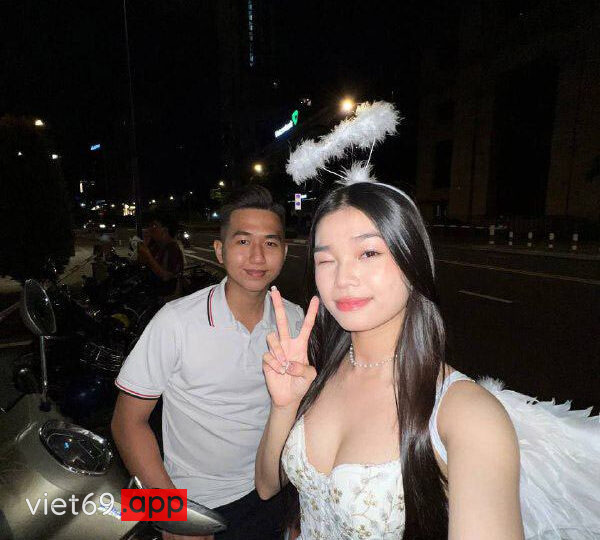 Ảnh 14 của Clip sex Em teen xinh và bạn trai, em bú cái nét dâm quá – Phần 2
