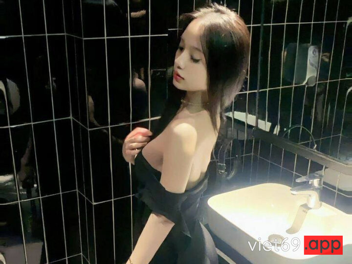 Ảnh 5 của Clip sex em Tuệ Vy loli xinh vú đẹp body ngon