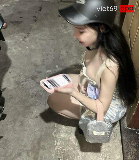Ảnh 1 của Clip sex Hỏi mua đầm ngủ và chịch luôn em bán đầm