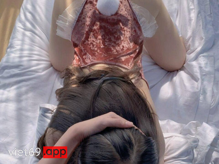 Ảnh 2 của Clip sex iembesne cosplay thỏ trắng bị anh đụ cho rên rỉ nước nôi nhầy nhụa (Full Clip + Pic)