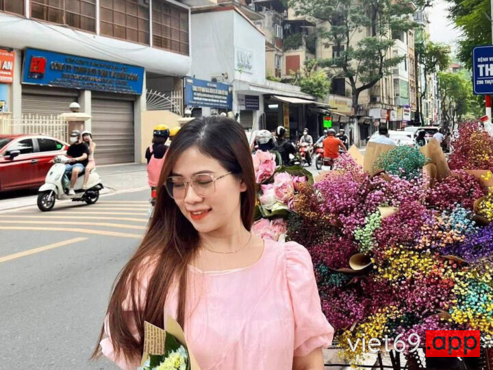 Ảnh 12 của Clip sex Lái chị máy bay người yêu cũ được chị phục vụ từ a đến z (Full Clip + Pic)