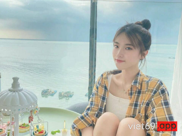 Ảnh 1 của Clip sex Nắc cho em gái xinh lên đỉnh chảy nước sùi bọt mép