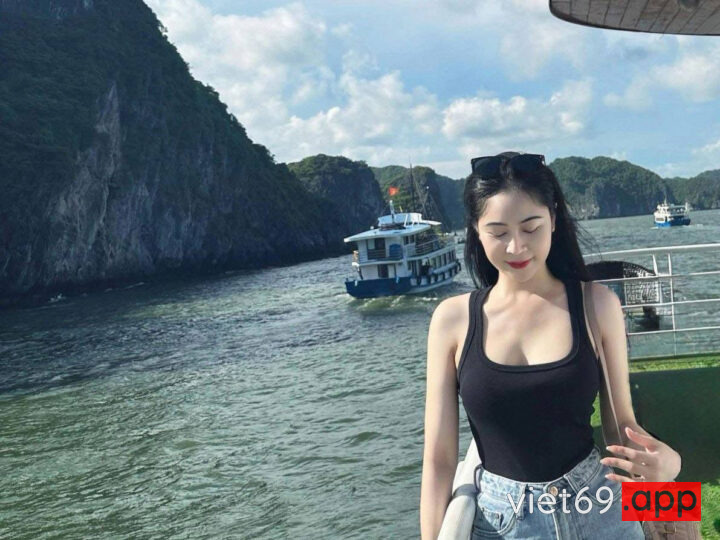 Ảnh 12 của Clip sex ông chú 50 tuổi địt tới tấp em Ngọc Quỳnh Phú Thọ làm em rên la