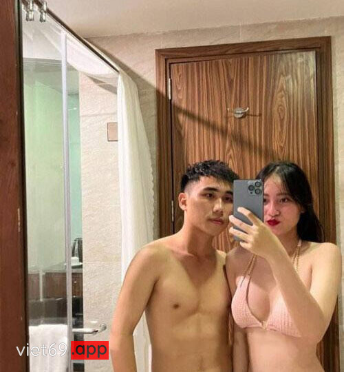 Ảnh 7 của Clip sex việt Địt em Makeup Vũ Thu Hiền lồn non cực múp