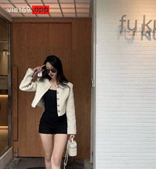 Ảnh 1 của Clip sex việt Địt em Makeup Vũ Thu Hiền lồn non cực múp