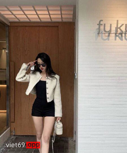 Ảnh 3 của Clip sex việt Địt em Makeup Vũ Thu Hiền lồn non cực múp – Phần 2