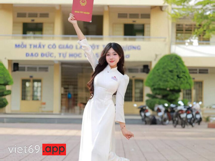 Ảnh 7 của Clip sex việt Em SGBB Trịnh Lê Thảo Nguyên cực ngon bị địt 2 lỗ thông ass xuất tinh trong (Full Clip + Pic)