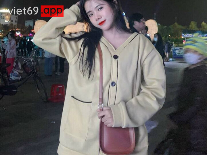 Ảnh 8 của Clip sex việt Some em gái xinh loli dâm đãng thích mặc lọt khe