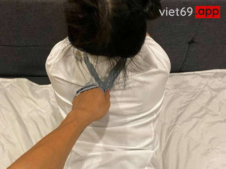 Ảnh 4 của Clip sex việt Squirt cho vợ loli lên đỉnh bắn nước rồi chịch