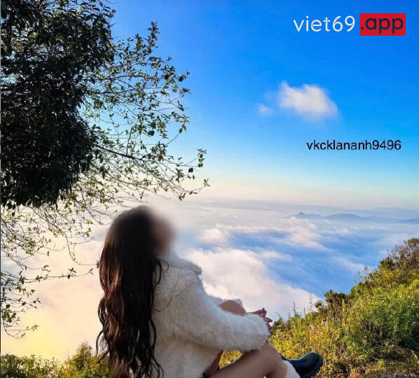 Ảnh 1 của Clip sex vkcklananh9496 doggy trong thang máy
