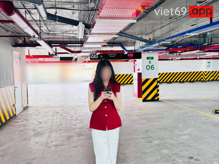 Ảnh 14 của Clip sex vkcklananh9496 Vlog 2 Làm tình cùng người lạ ở hầm để xe (Full Clip + Pic)