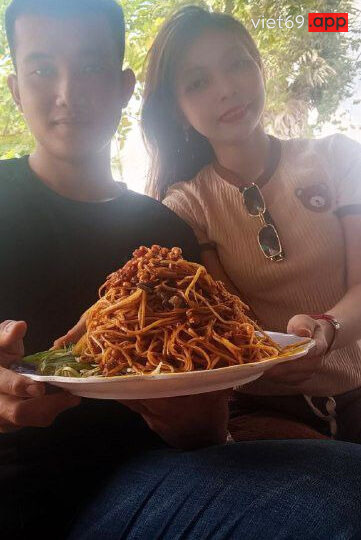 Ảnh 1 của Con vừa ngủ là đè vợ ra mà chịch