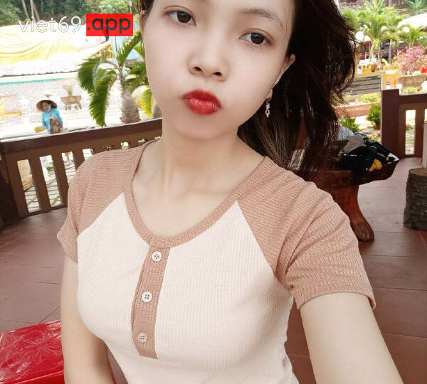 Ảnh 2 của Con vừa ngủ là đè vợ ra mà chịch