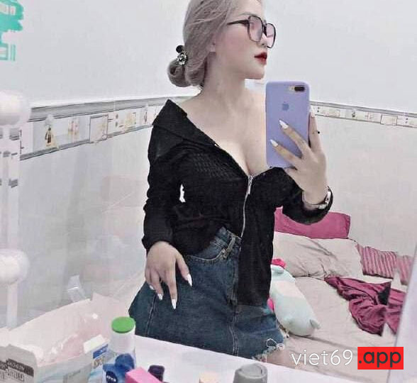 Ảnh 2 của Cưỡi ngựa em sướng quá bướm ra nhiều nước ướt hết chim