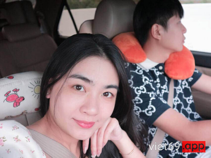 Ảnh 2 của Đang nứng đến ngày đèn đỏ vẫn đè em ra địt