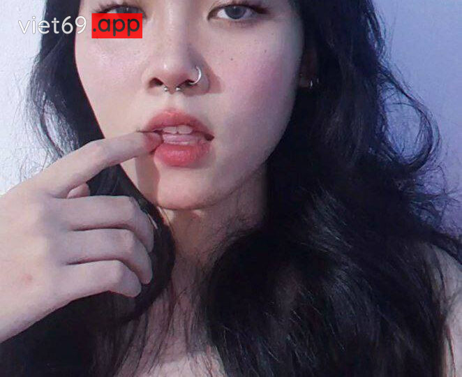 Ảnh 20 của Dập em IviVi 2 lỗ ra nước xối xả rên la sướng quá (Full Clip + Pic) – Phần 1
