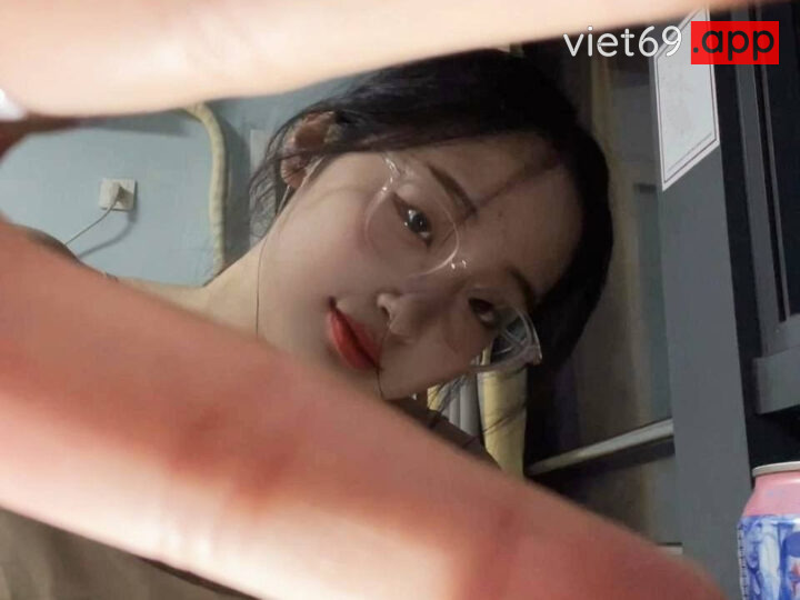 Ảnh 2 của Dập em sinh viên loli đeo kính rên la