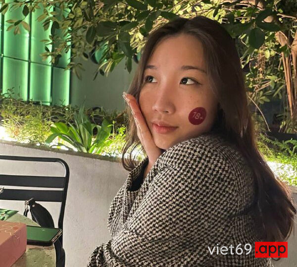 Ảnh 4 của Dập mạnh vào lồn em người yêu vú to nảy tưng tưng (Full Clip + Pic)