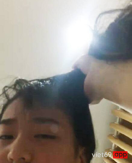 Ảnh 2 của Địt em ghệ vú to từ trong nhà tắm ra tới giường rên chịu không nổi (Full Clip + Pic)